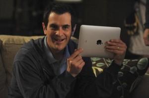 secret_advertising_product_placement_in_movies_modern_family_ipad
